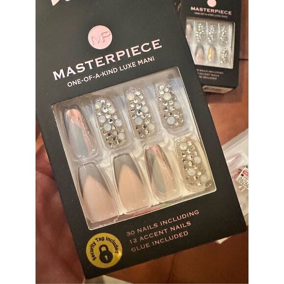 3 Sets of KISS Press On Nails With Rhinestones New In Box - Picture 4 of 5